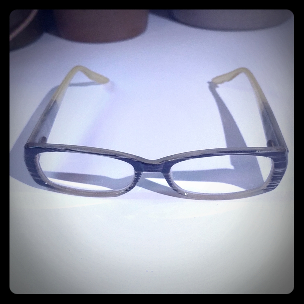 ❤️ O by Oscar de la Renta Glasses
